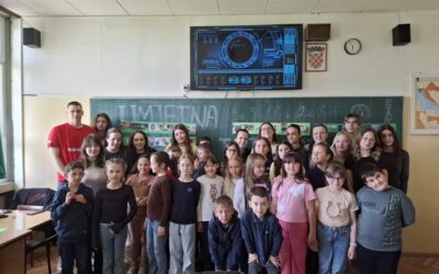 Učenici drugih i petih razreda na Festivalu znanosti