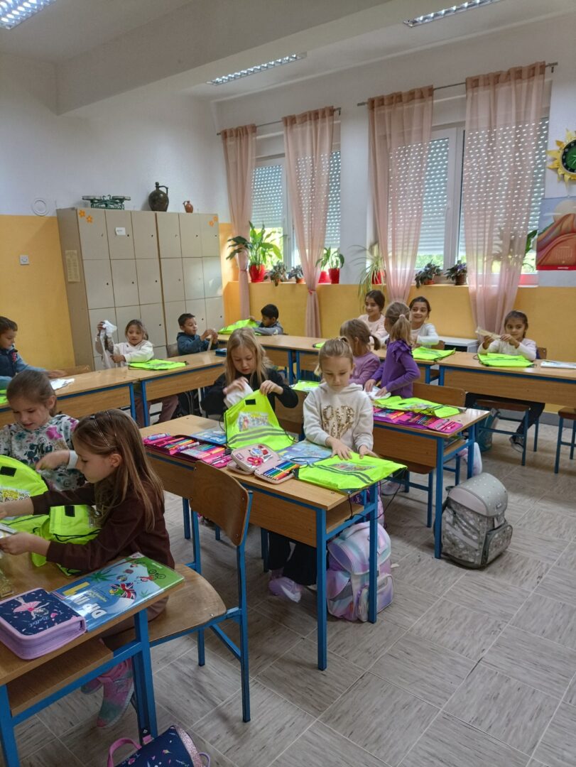 IMG-bd223709c7cc0fbe8ec9efe4ad8ea122-V