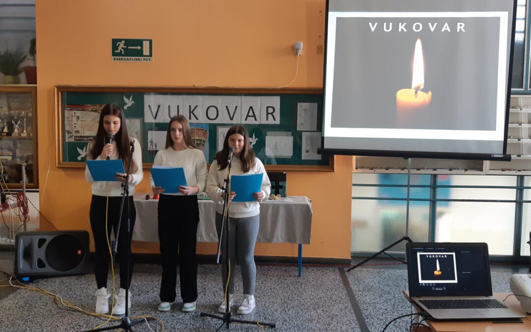 Svijeća za Vukovar i Škabrnju