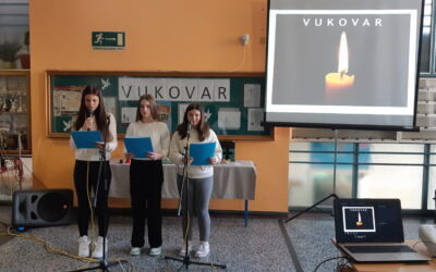 Svijeća za Vukovar i Škabrnju