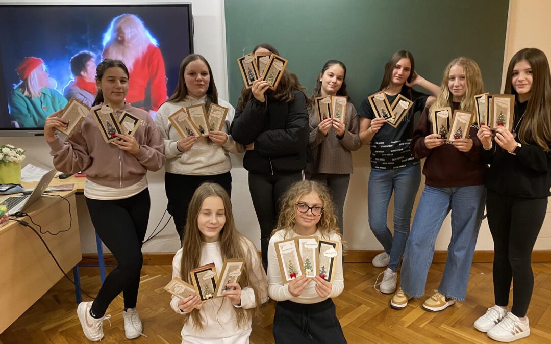 eTwinning projekti Christmas cards and booklets exchange i Glitter & Greetings Across Europe