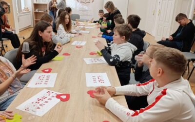 Zanimljiva i poučna radionica „Ususret Valentinovu“ u organizaciji Udruge slijepih Našice i Gradske knjižnice Našice